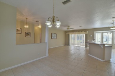 OPEN FLOOR PLAN!  Very desirable 3BD/2BA beautifully maintained on Ocala Palms Golf and Country Club in Florida - for sale on GolfHomes.com, golf home, golf lot