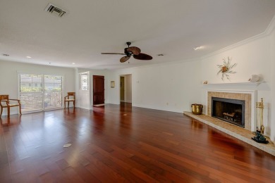 Exceptional 3 Bed, 3 Bath home perfectly situated on the 18th on Bent Pine Golf Club in Florida - for sale on GolfHomes.com, golf home, golf lot