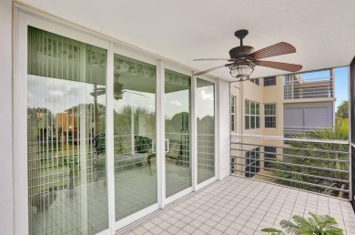PALM AIRE COUNTRY CLUB in POMPANO BEACH in CYPRESS GROVE. THIS 3 on Oaks Country Club in Florida - for sale on GolfHomes.com, golf home, golf lot
