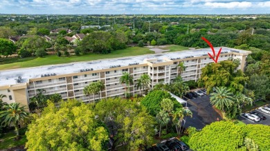 PALM AIRE COUNTRY CLUB in POMPANO BEACH in CYPRESS GROVE. THIS 3 on Oaks Country Club in Florida - for sale on GolfHomes.com, golf home, golf lot