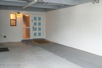 This immaculately clean and quiet townhouse is on the Suntree on Suntree Country Club in Florida - for sale on GolfHomes.com, golf home, golf lot