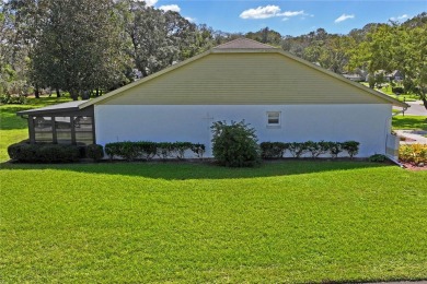 One or more photo(s) has been virtually staged. **Charming on Summertree Golf Course in Florida - for sale on GolfHomes.com, golf home, golf lot