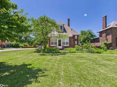 Magnificent home, in one of Ottumwa's most sought after on Ottumwa Country Club in Iowa - for sale on GolfHomes.com, golf home, golf lot