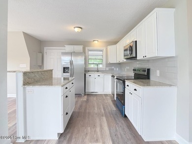 Seller is offering $5,000.00 in closing cost assistance! Welcome on Rock Creek Country Club in North Carolina - for sale on GolfHomes.com, golf home, golf lot