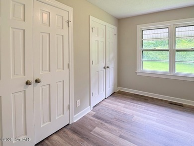 Seller is offering $5,000.00 in closing cost assistance! Welcome on Rock Creek Country Club in North Carolina - for sale on GolfHomes.com, golf home, golf lot