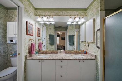 Welcome to this Designer home in The Villages! NO BOND, ROOF on The Links of Spruce Creek in Florida - for sale on GolfHomes.com, golf home, golf lot
