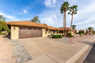 Exquisitely remodeled 3BR in one of Leisure World's most on Coyote Run Golf Course in Arizona - for sale on GolfHomes.com, golf home, golf lot