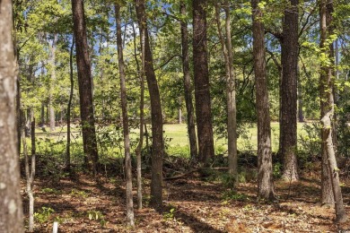 Large home on a meticulously landscaped lot! Located in coveted on Wachesaw Plantation East Golf Course in South Carolina - for sale on GolfHomes.com, golf home, golf lot