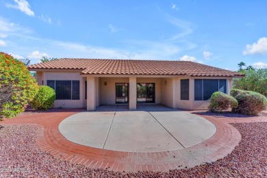 *AGE RESTRICTED COMMUNITY* Great for owner or investor! Spacious on Westbrook Village Golf Club in Arizona - for sale on GolfHomes.com, golf home, golf lot