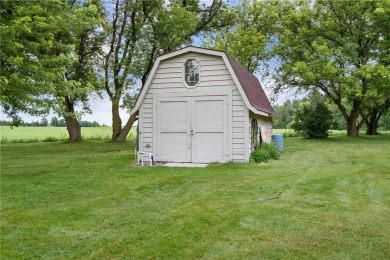 This beautifully maintained 3-bedroom, 3-bathroom home offers is on Spring Brook Country Club in Minnesota - for sale on GolfHomes.com, golf home, golf lot