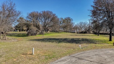 Build your dream home on this prime cul-de-sac lot in Pecan on Pecan Plantation Country Club in Texas - for sale on GolfHomes.com, golf home, golf lot