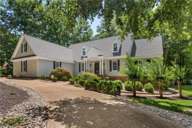This stunning, fully updated home offers more than 6,000 square on Fords Colony Country Club in Virginia - for sale on GolfHomes.com, golf home, golf lot