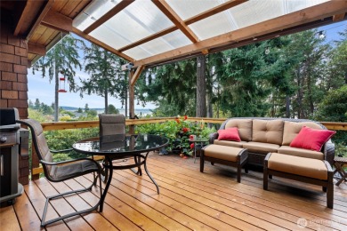 Frank Lloyd Wright-inspired Northwest contemporary with 4 on  in Washington - for sale on GolfHomes.com, golf home, golf lot