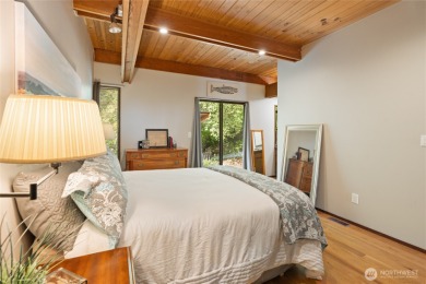 Frank Lloyd Wright-inspired Northwest contemporary with 4 on  in Washington - for sale on GolfHomes.com, golf home, golf lot