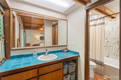 Frank Lloyd Wright-inspired Northwest contemporary with 4 on  in Washington - for sale on GolfHomes.com, golf home, golf lot