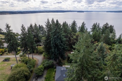Frank Lloyd Wright-inspired Northwest contemporary with 4 on  in Washington - for sale on GolfHomes.com, golf home, golf lot