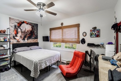 Welcome to this beautifully updated 2-bedroom, 1-bath attached on Greenbriar Woodlands in New Jersey - for sale on GolfHomes.com, golf home, golf lot