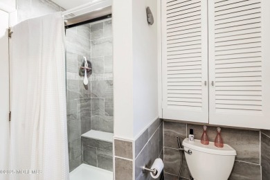 Welcome to this beautifully updated 2-bedroom, 1-bath attached on Greenbriar Woodlands in New Jersey - for sale on GolfHomes.com, golf home, golf lot