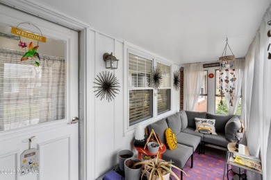 Welcome to this beautifully updated 2-bedroom, 1-bath attached on Greenbriar Woodlands in New Jersey - for sale on GolfHomes.com, golf home, golf lot