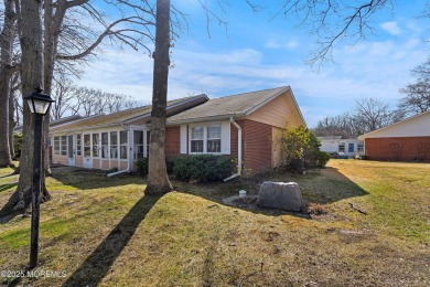 Welcome to this beautifully updated 2-bedroom, 1-bath attached on Greenbriar Woodlands in New Jersey - for sale on GolfHomes.com, golf home, golf lot