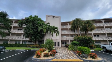 Beautifully remodeled condo in the sought-after Granada Village on Wynmoor Golf Course in Florida - for sale on GolfHomes.com, golf home, golf lot