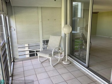 Opportunity knocks with this spacious F unit in Palm Aire on Oaks Country Club in Florida - for sale on GolfHomes.com, golf home, golf lot