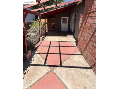 Step into this spectacular renovated 3 bedroom and 2 bathroom on Bing Maloney Golf Course in California - for sale on GolfHomes.com, golf home, golf lot