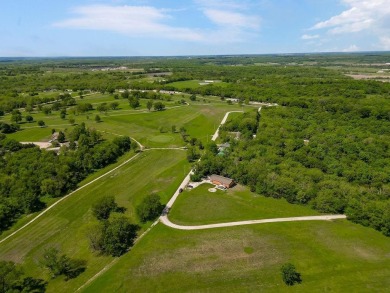 Motivated sellers - don't miss this opportunity! This gorgeous on Sugar Valley Lakes Golf Course in Kansas - for sale on GolfHomes.com, golf home, golf lot