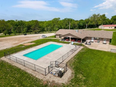 Motivated sellers - don't miss this opportunity! This gorgeous on Sugar Valley Lakes Golf Course in Kansas - for sale on GolfHomes.com, golf home, golf lot
