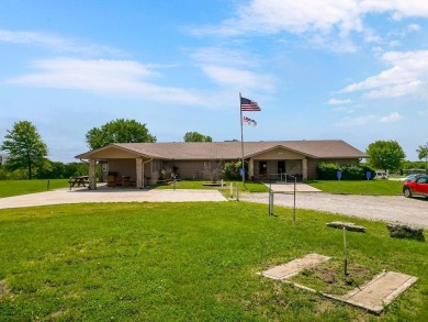 Motivated sellers - don't miss this opportunity! This gorgeous on Sugar Valley Lakes Golf Course in Kansas - for sale on GolfHomes.com, golf home, golf lot