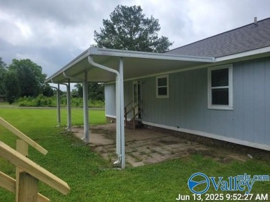 ATTALLA - Near Big Wills Creek Golf Course.  This 3 bedroom, 2 on Wills Creek Country Club in Alabama - for sale on GolfHomes.com, golf home, golf lot