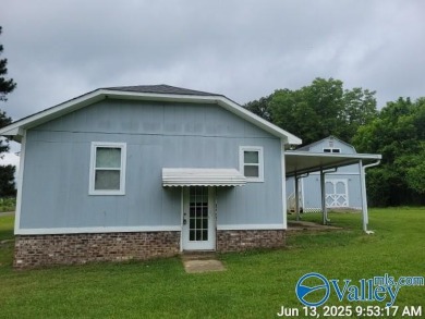 ATTALLA - Near Big Wills Creek Golf Course.  This 3 bedroom, 2 on Wills Creek Country Club in Alabama - for sale on GolfHomes.com, golf home, golf lot