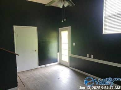 ATTALLA - Near Big Wills Creek Golf Course.  This 3 bedroom, 2 on Wills Creek Country Club in Alabama - for sale on GolfHomes.com, golf home, golf lot