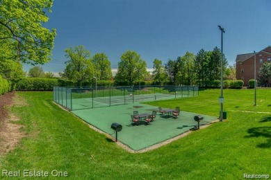 Just Reduced! Contact Jeniece for scheduling bc This Deal keeps on Evergreen Hills Golf Course in Michigan - for sale on GolfHomes.com, golf home, golf lot