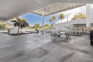 Beautifully maintained 2-bed, 2-bath condo with spacious open on Inverrary Country Club in Florida - for sale on GolfHomes.com, golf home, golf lot
