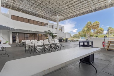Beautifully maintained 2-bed, 2-bath condo with spacious open on Inverrary Country Club in Florida - for sale on GolfHomes.com, golf home, golf lot