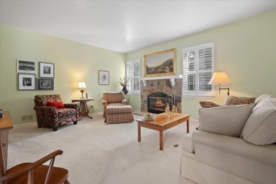 Bright & Spacious 3 bedroom 2.5 bath Ranch in a Vibrant 55+ on Grayslake Golf Course in Illinois - for sale on GolfHomes.com, golf home, golf lot