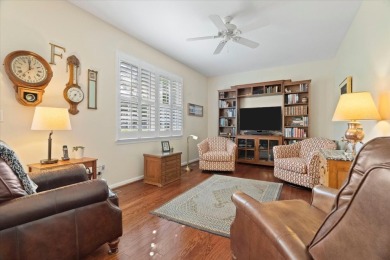 Bright & Spacious 3 bedroom 2.5 bath Ranch in a Vibrant 55+ on Grayslake Golf Course in Illinois - for sale on GolfHomes.com, golf home, golf lot