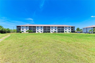 Just reduced 10K! Seller motivated, don't miss out on this on Kingsway Country Club in Florida - for sale on GolfHomes.com, golf home, golf lot