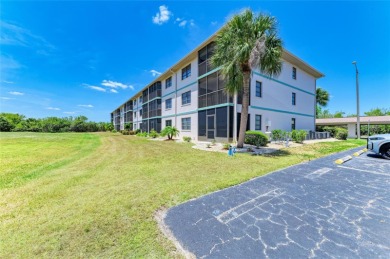 Just reduced 10K! Seller motivated, don't miss out on this on Kingsway Country Club in Florida - for sale on GolfHomes.com, golf home, golf lot