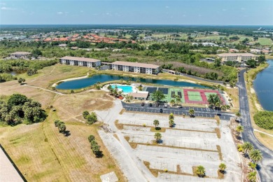 Just reduced 10K! Seller motivated, don't miss out on this on Kingsway Country Club in Florida - for sale on GolfHomes.com, golf home, golf lot