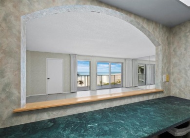 One or more photo(s) has been virtually staged. Front-row Gulf on Links on Longboat Golf Club in Florida - for sale on GolfHomes.com, golf home, golf lot