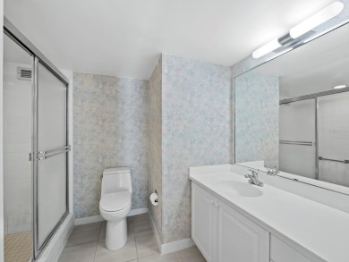 One or more photo(s) has been virtually staged. Front-row Gulf on Links on Longboat Golf Club in Florida - for sale on GolfHomes.com, golf home, golf lot