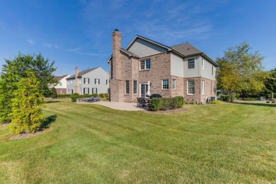 Stunning, Fully Furnished Luxury Home- Move-In Ready! Step into on Hawthorn Woods Country Club in Illinois - for sale on GolfHomes.com, golf home, golf lot