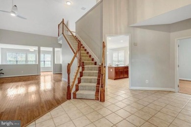 *Heritage Hunt 55+* GORGEOUS 3-lvl 'Lakemont'* Screened Porch!* on Heritage Hunt Golf and Country Club in Virginia - for sale on GolfHomes.com, golf home, golf lot