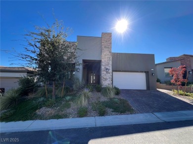 Stunning, nearly new 2500sqft one story home in fabulous Lake on Reflection Bay Golf Club in Nevada - for sale on GolfHomes.com, golf home, golf lot