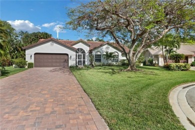 Welcome to this well maintained, turnkey-furnished home nestled on Foxfire Golf and Country Club  in Florida - for sale on GolfHomes.com, golf home, golf lot