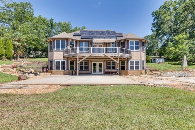 Welcome to your personal slice of paradise! This stunning on Pine Lake Golf Club in South Carolina - for sale on GolfHomes.com, golf home, golf lot