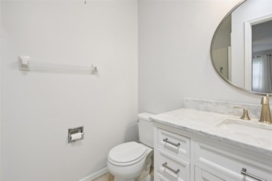 Discover comfort and convenience in this lovely 2-bedroom on Kings Point Executive Golf Course in Florida - for sale on GolfHomes.com, golf home, golf lot