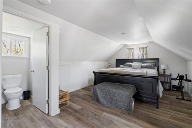 Wow! If you are looking for an absolute move in ready level on The Club At Shadow Lakes in Pennsylvania - for sale on GolfHomes.com, golf home, golf lot